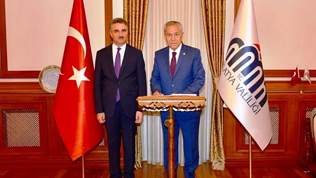 Arınç, Malatya Valiliğini Ziyaret Etti