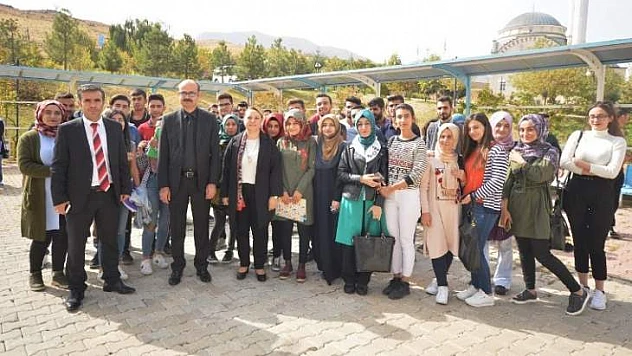 Karabulut, 'MYO'lar Bizim Olumlu Ve Gelişmeye Açık Yönümüzdür'