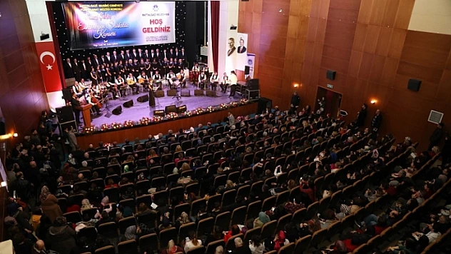 Eskimeyen Şarkılar Konseri Yoğun İlgi Gördü