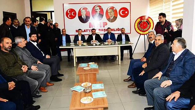Belediye Başkanı Çınar'dan MHP'ye Ziyaret
