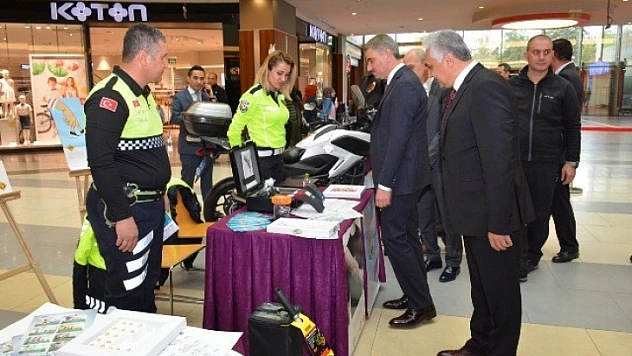 Polis Haftası Etkinlikleri Kapsamında Stantlar Açıldı