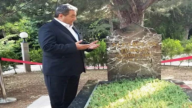 Fendoğlu'ndan 'Başbuğ Alparslan Türkeş'in 101. Doğum  Yıl Dönümü Mesajı'