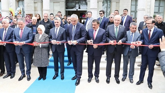 Kent Müzesi ve İspendere Şifalı İçmeleri Törenle Açıldı