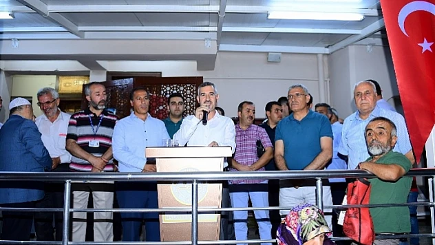 Başkan Çınar, Hacı Adaylarını Kutsal Topraklara Uğurladı