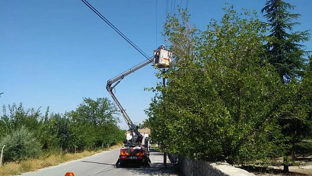 FIRAT EDAŞ'IN Yenileme Çalışmalarıyla Elektrik Kesintileri
