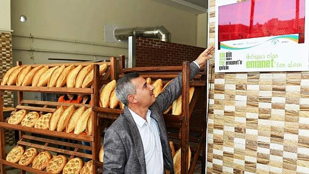  Bir Ekmek Eve, Bir Ekmek Emanete