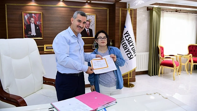 İrem Vardı, Çalışkanlığıyla Göz Doldurdu