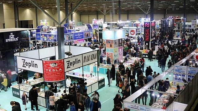 Van Kitap Fuarı'na 250 Bin Ziyaretçi