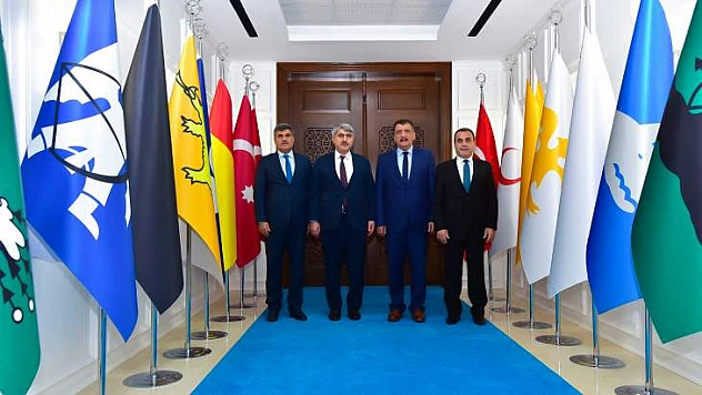 Adalet Bakan Yardımcısı Menteş, Başkan Gürkan'ı Ziyaret Etti