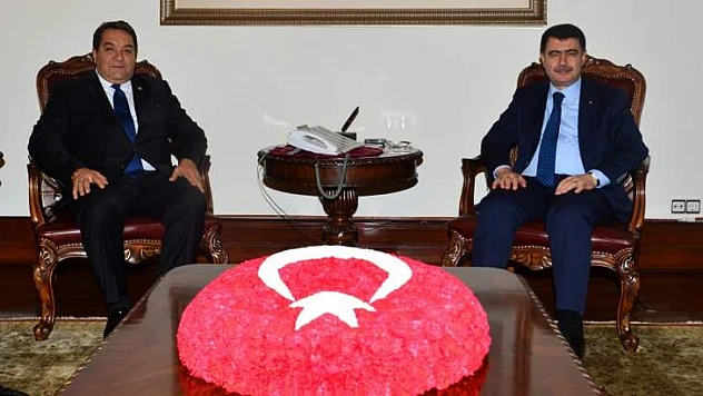 'Vali Vasip Şahin: Torunum Malatyalı'yım Diyor'