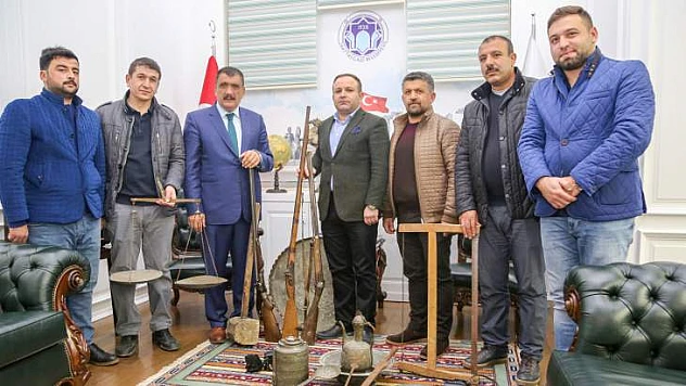 Ata Yadigârı Eserlerin Kent Müzesi'ne Bağışları Devam Ediyor