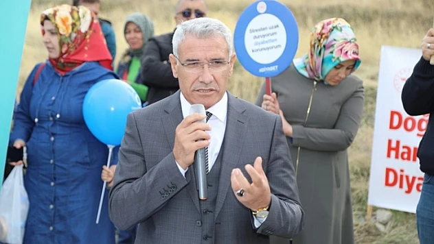 Başkan Güder, Diyabet Günü Dolayısıyla  Çocuklarla Fidan Dikti