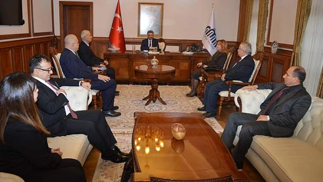 Malatya Turgut Özal Üniversitesi, Kayısı Konusunda Tematik Alan Çalışması Yapacak 