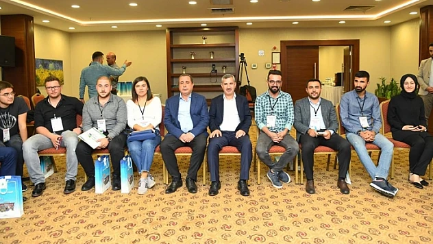 Gençlerimizin Fikir ve Önerileri Çalışmalarımıza Işık Tutacak