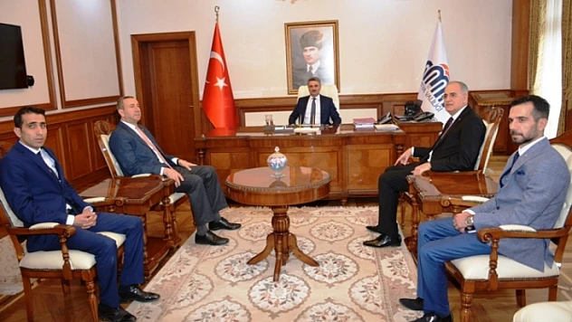 TVF Başkanı Üstündağ Vali Aydın Baruş'u Ziyaret Etti