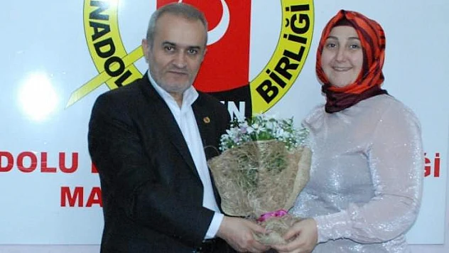 Özlem Özbek Anadolu Basın Birliğini Ziyaret Etti