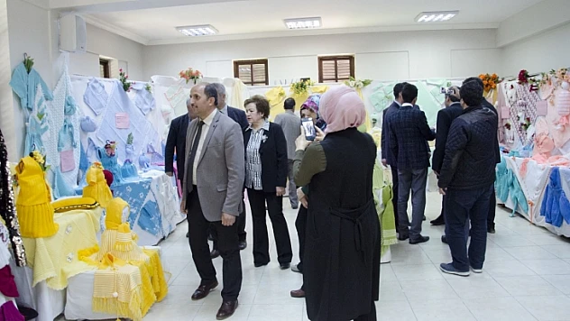 Özalper Semt Konağında El Emeği Sergisi