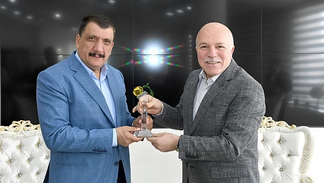 Erzurum Büyükşehir Belediye Başkanı Sekmen'den Başkan Gürkan'a Ziyaret