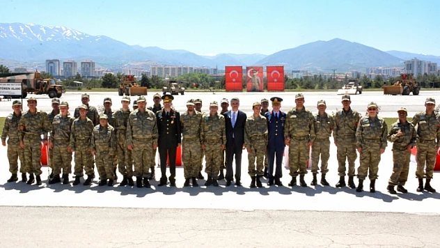 16 Engelli Genç, Yemin Ederek Asker Oldular