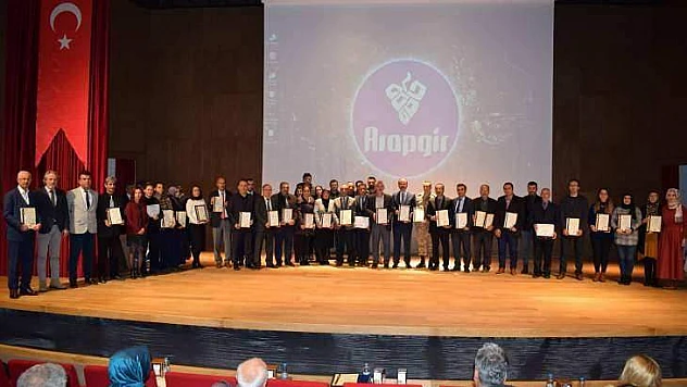 Arapgir'de 38 Kuruma 135 Adet ISO 9001 Kalite Yönetim Sistemi Belgesi