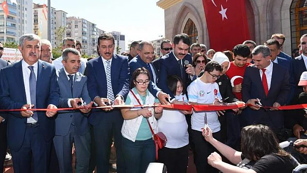 Bakan Murat Kurum, Kuba Mescidi Ve Engelsiz Parkın Açılış Törenine Katıldı