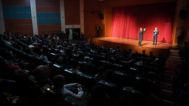 'Tiyatro, Sanat ve Sinemanın Mutfağıdır'