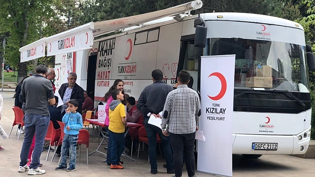 Yeşilyurt Kızılay Şubesi Ramazan Ayı Öncesi Kan Bağışı
