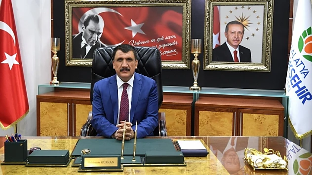 Gürkan 'Basın Bayramı' Dolayısıyla Bir Mesaj Yayınladı