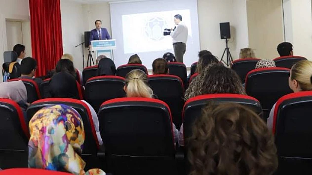 Engelsiz Yaşam Merkezi'nde Eğitim Çalışmaları Devam Ediyor