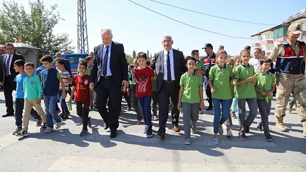 Başkan Güder,' Trafik Kurallarını Her Ortamda Hatırlamamız Lazım'