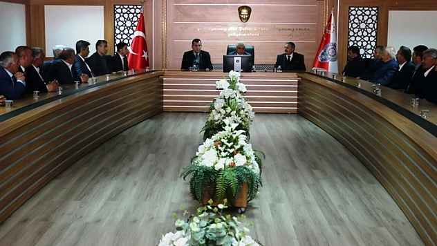 Yeşilyurt Muhtarlar Derneği'nden Emniyet Müdürü Urhal'a Ziyaret