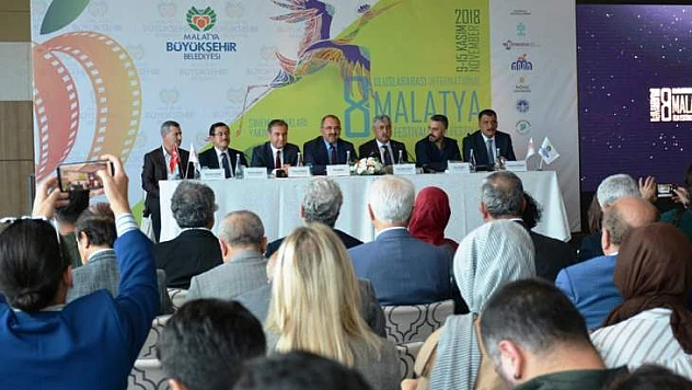 Film Festivali Malatya Resmi İçin Puzzle'ın Bir Parçası