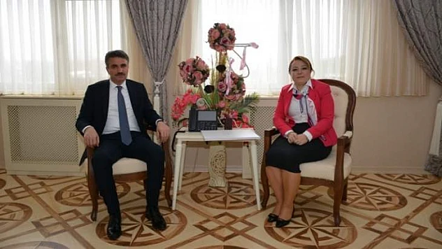 Vali Baruş, Prof.Dr. Bay Karabulut'u Ziyaret Etti