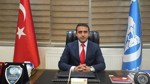 Yılan 'Atatürk Türk Milleti'nin Tarihi Ve Milli Ortak Değeridir'