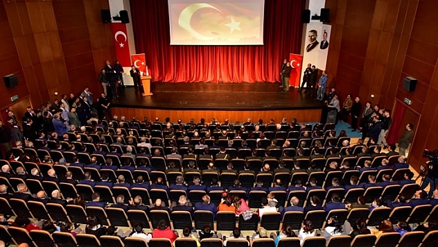 Bayrağın Dalgalanmadığı Bir Toprak Vatan Değildir