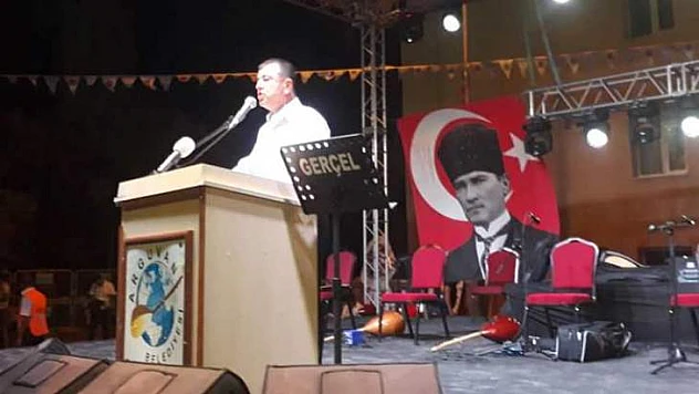 Ağbaba,  Arguvan Aşık Veysel'dir, Nazım Hikmet'tir, Mahsuni'dir