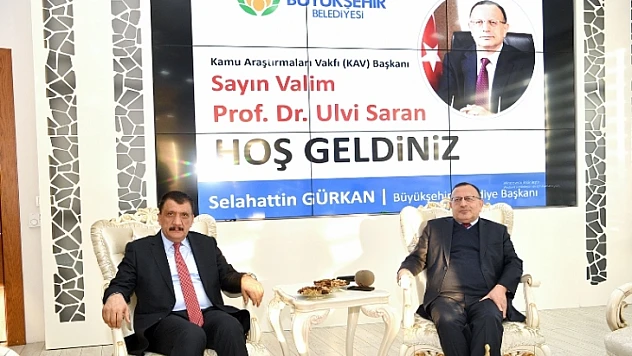 Ulvi Saran'dan Başkan Gürkan'a Ziyaret