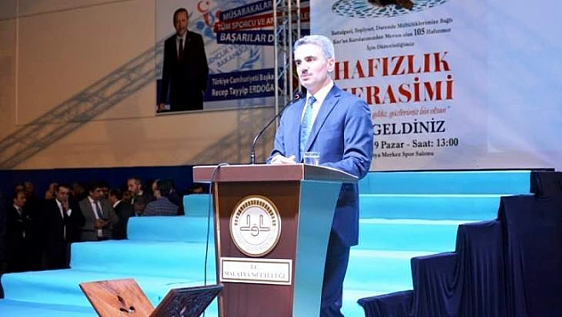 Vali Baruş 'Yüz Hafız Yüz Yıldız, Yüzlerimiz Bin Olsun' Programına Katıldı