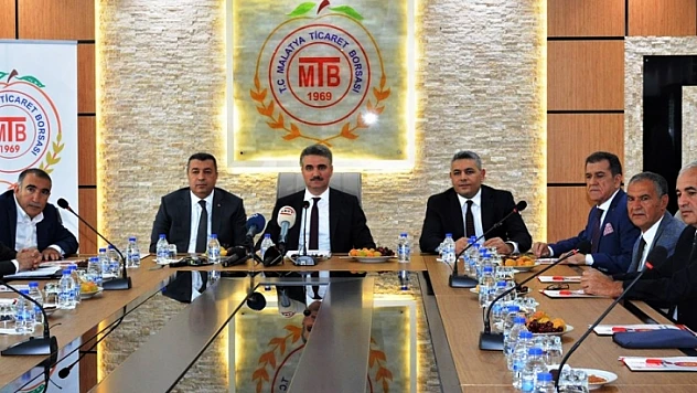 Vali Baruş 2019 Yılı Kayısı Rekoltesini Açıkladı