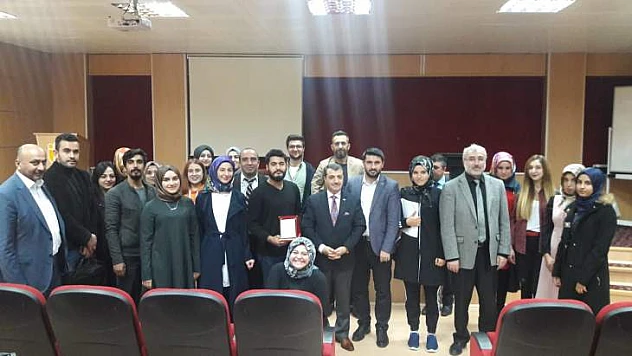 Başkan Polat, Gençlerimiz  Geleceğimizdir Teminatıdır