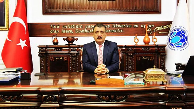 Başkan Gürkan'ın 24 Kasım Öğretmenler Günü Mesajı