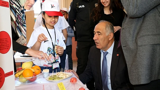 Hekimhan'da Bilim Fuarı Açıldı