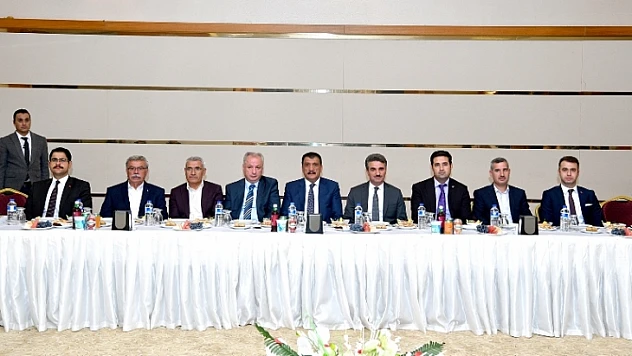 Başkan Gürkan İlçe Kaymakam ve Belediye Başkanları İle Biraraya Geldi