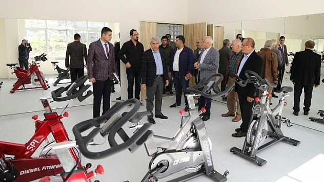 Başkan Güder, Sosyal Yaşam Merkezi'nde İncelemede Bulundu