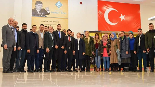 Gençlik ve Eğitim Derneği'nden Rektör Karabulut'a Ziyaret