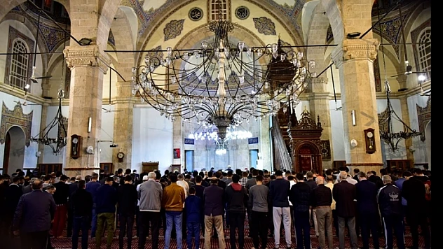 Sabah Namazında 'Barış Pınarı Harekatı' İçin Dualar Edildi