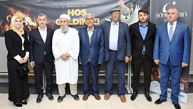 Biz Vatanı Kutsal, Vatan Sevgisini İmandan Biliriz