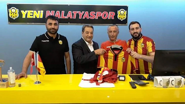 Milletvekili Fendoğlu'ndan, 'Lisanslı Ürün Al' Kampanyası