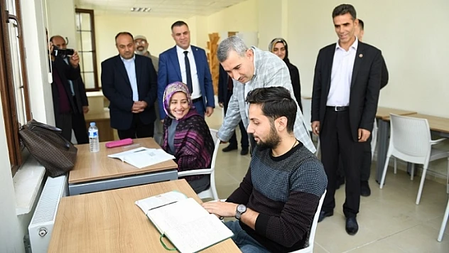 'Gençlerimizi İyi Bir Geleceğe Hazırlamak Asli Görevimiz'