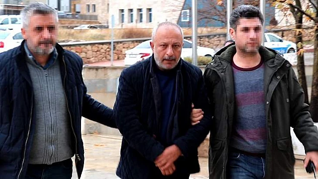 Eski Eşini Öldüren, İkiz Kızlarını Yaralayan Zanlı Tutuklandı